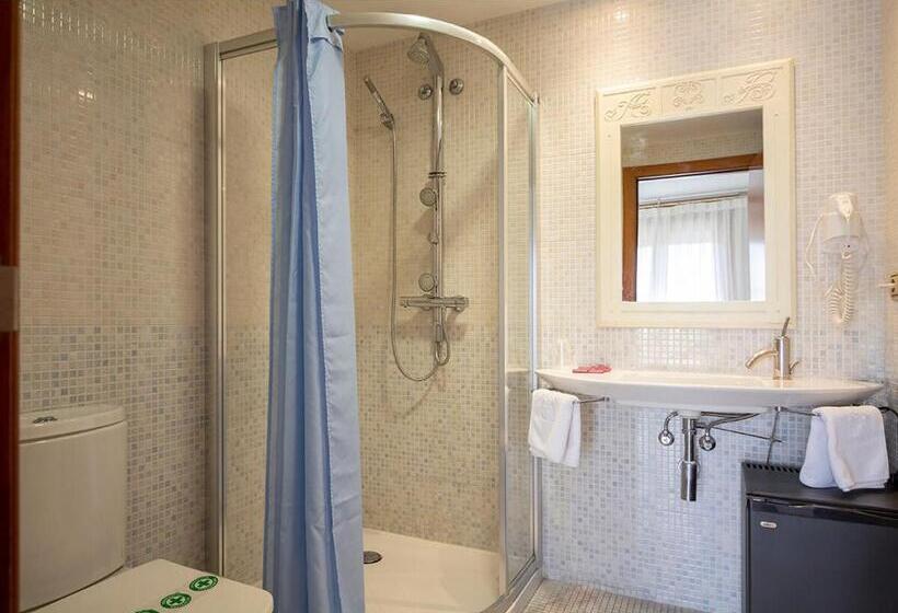 فندق Los Canteros