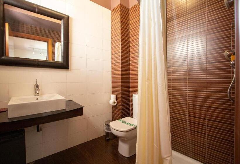 فندق Los Canteros