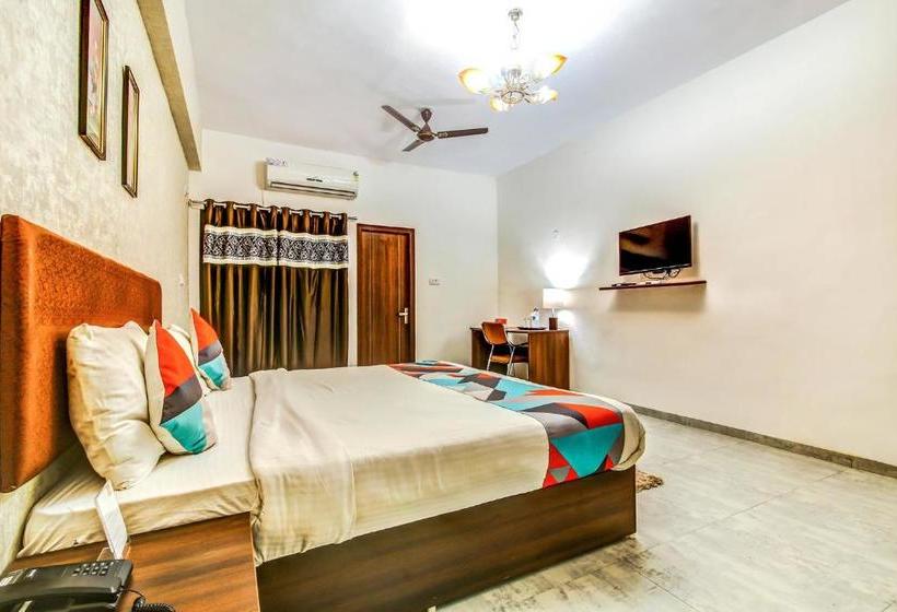 Hotel Fabexpress Classio Suites