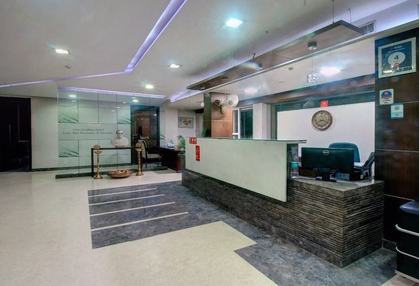 فندق Oyo 29625 Suvarna Regency