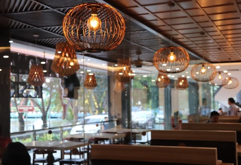 ホテル Pakons Prime