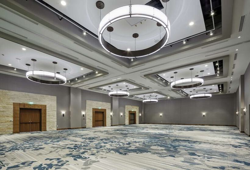 The Bevy Hotel Boerne, A Doubletree By Hilton