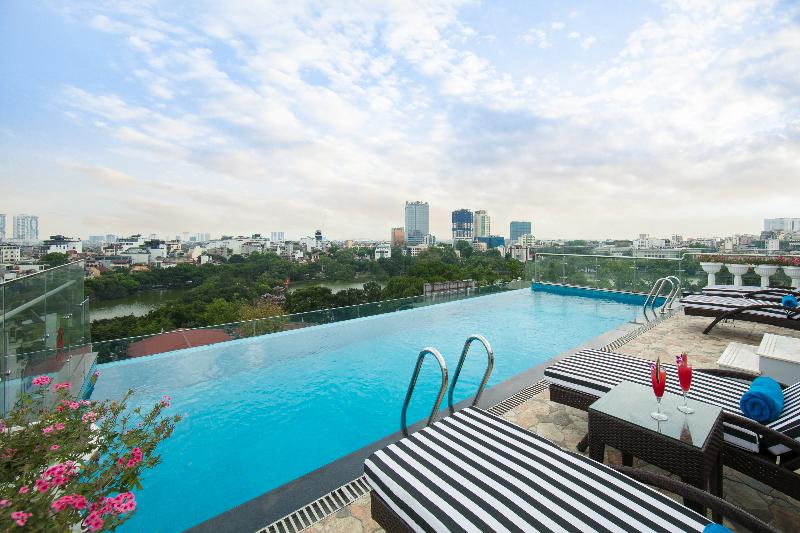 هتل The Oriental Jade