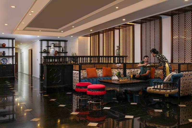 هتل The Oriental Jade