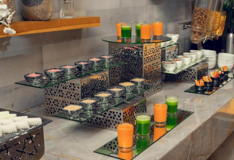 בית מלון כפרי The Radiant Resort