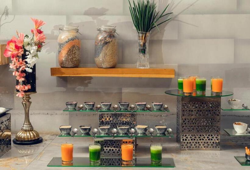 בית מלון כפרי The Radiant Resort