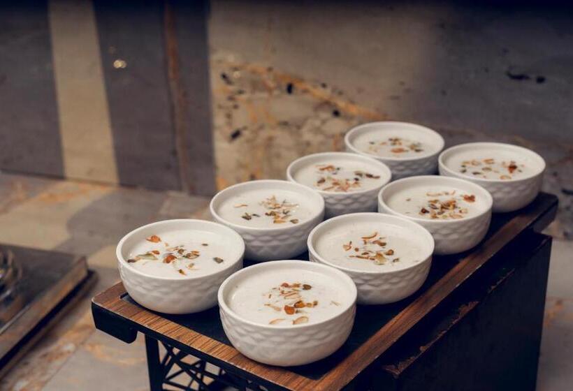 בית מלון כפרי The Radiant Resort