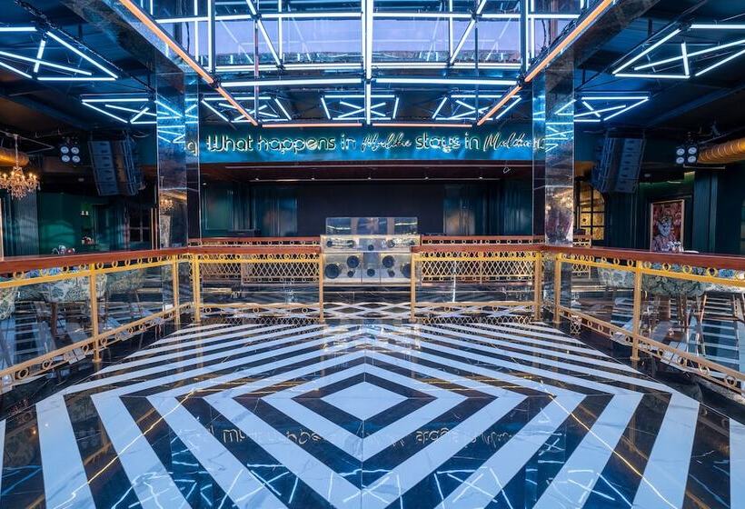 בית מלון כפרי The Radiant Resort