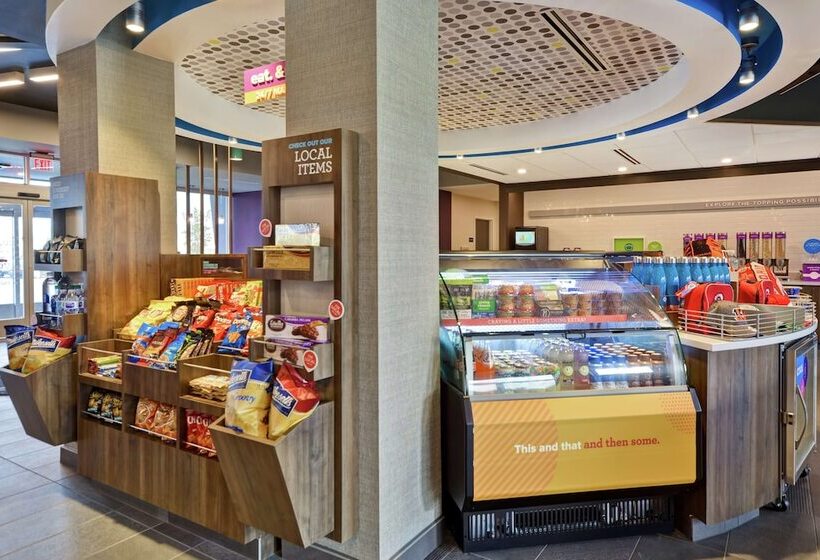 Отель Tru By Hilton Beavercreek Dayton