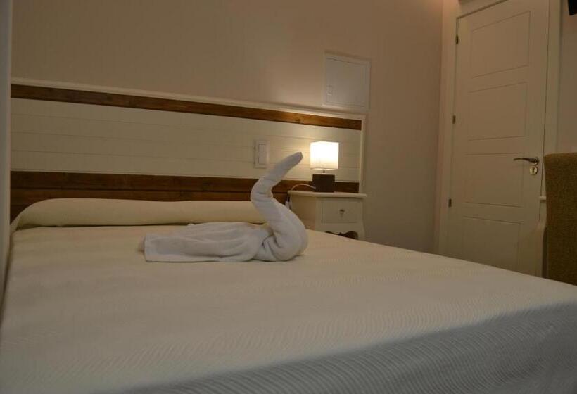 بنسيون Español