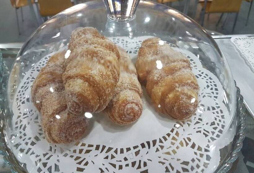 ペンション Hostal Kavanna