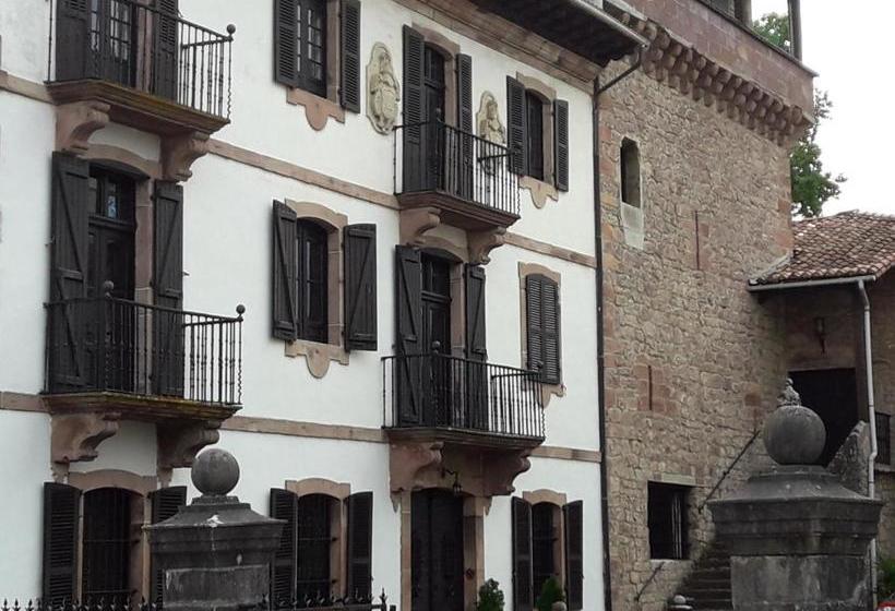 Пансион Hostal Palacio Jaureguia