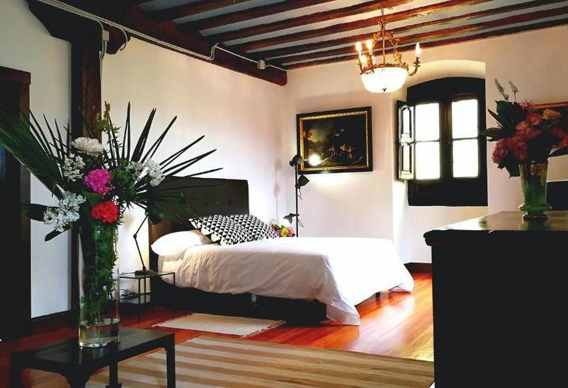 Пансион Hostal Palacio Jaureguia
