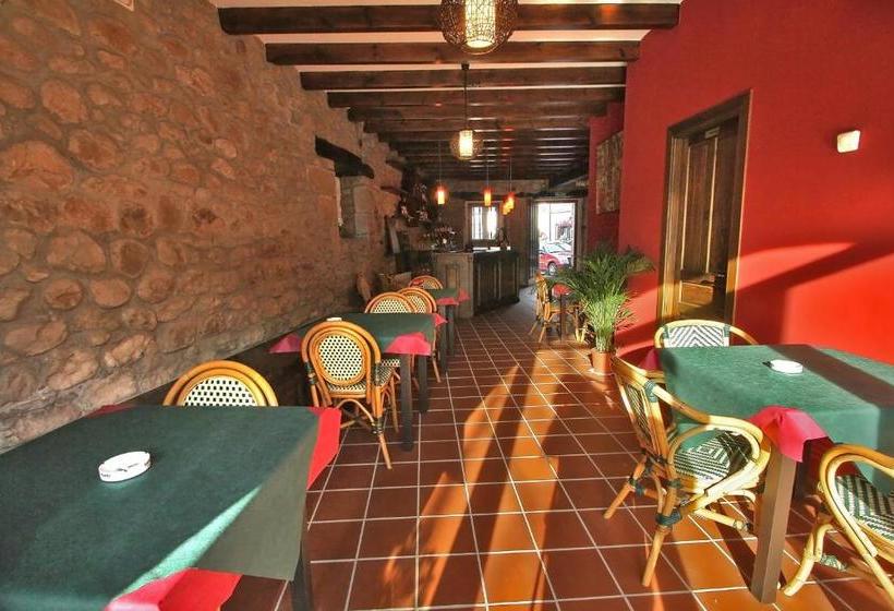 بنسيون Posada Las Mozas Del Agua