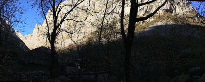 Albergue Villa De Bulnes