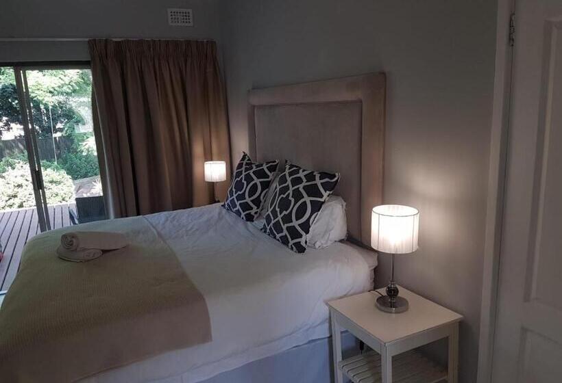 צימר Bishops Guesthouse