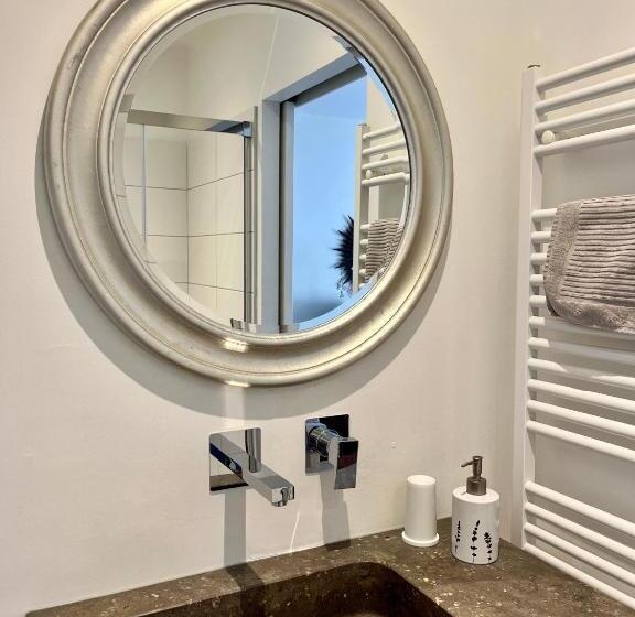 مبيت وإفطار La Cour Carree   Chambres D Hôtes