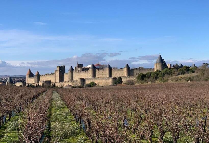 مبيت وإفطار La Cour Carree   Chambres D Hôtes