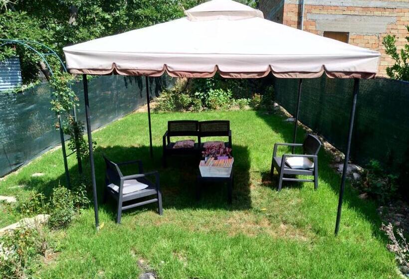 مبيت وإفطار L'angolo Fiorito