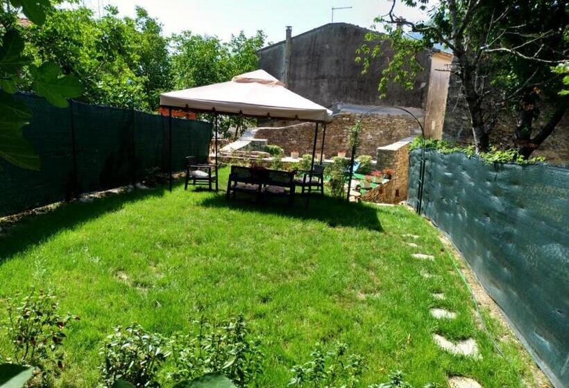 ベッドアンドブレックファースト L'angolo Fiorito