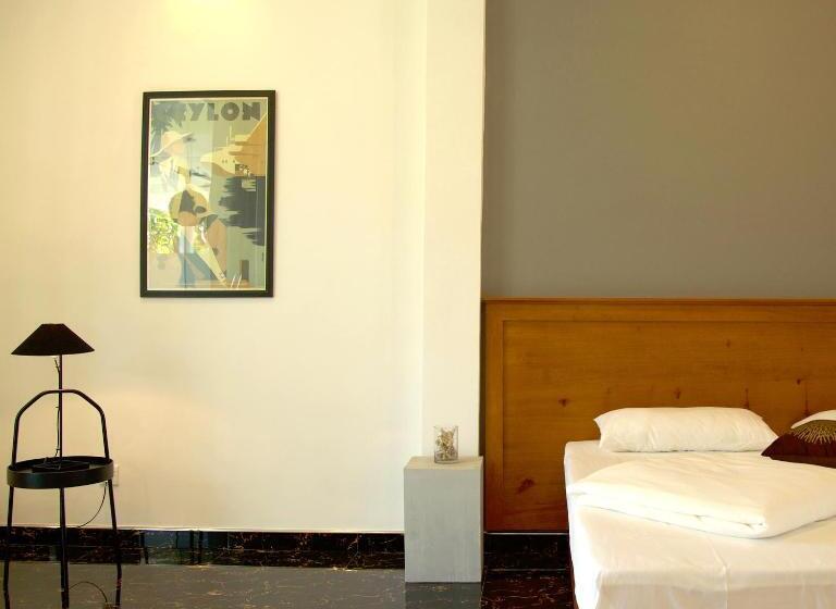 민박 Villa Layanga Riverside Guestrooms