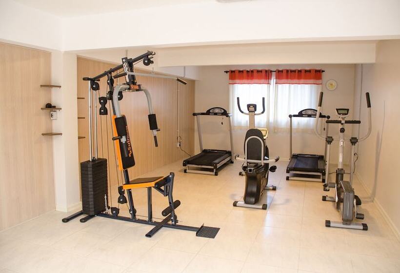 Dona Adelia Hotel E Restaurante