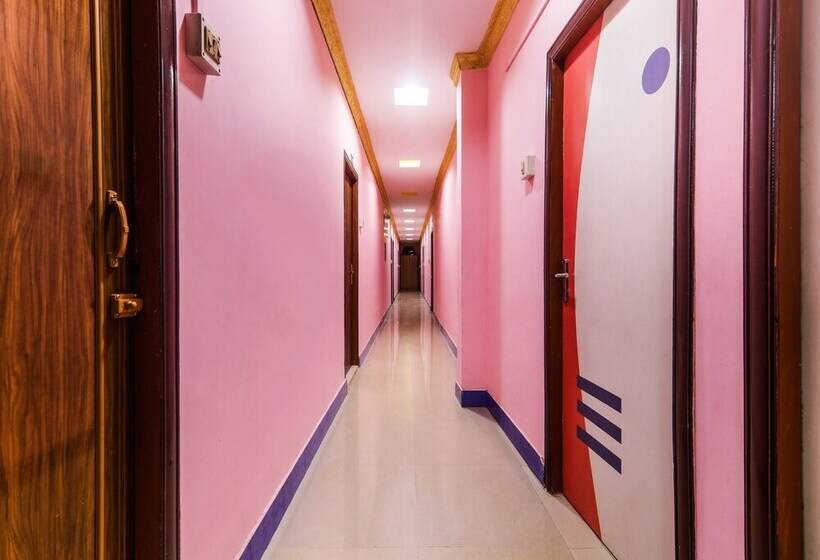 فندق Oyo 29042 Shuru Heights