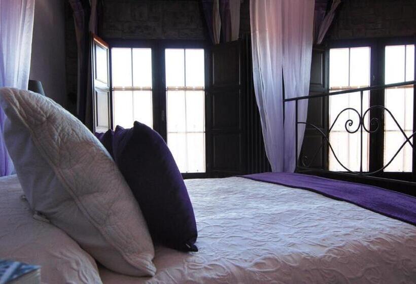 ホテル Rural La Tenada