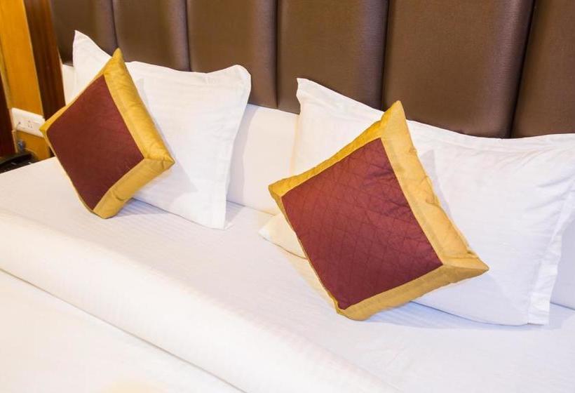 Отель Sanobar The Samita Grand