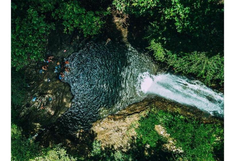 فندق The Jungle Lodge At Kalu Yala