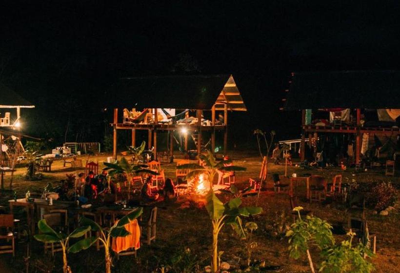 فندق The Jungle Lodge At Kalu Yala