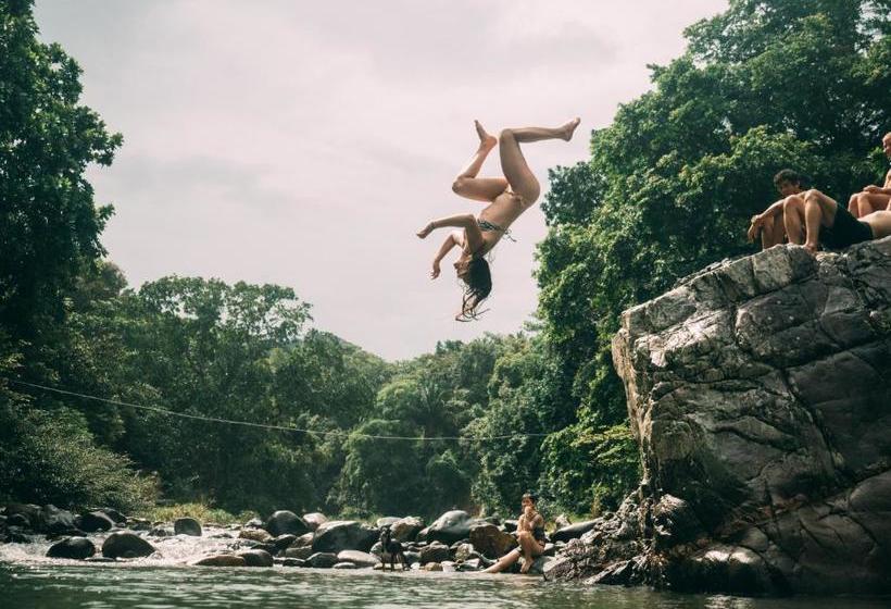 فندق The Jungle Lodge At Kalu Yala