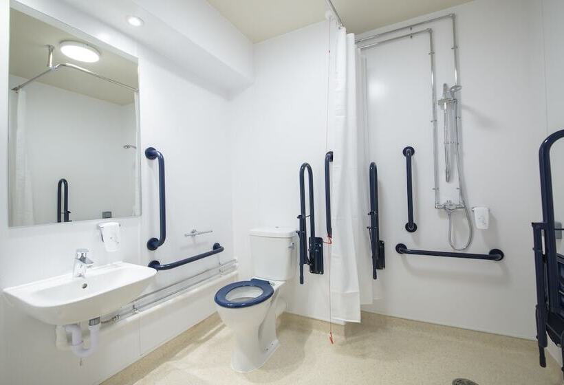 בית מלון כפרי Smugglers Cove, Clacton On Sea By Marston's Inns