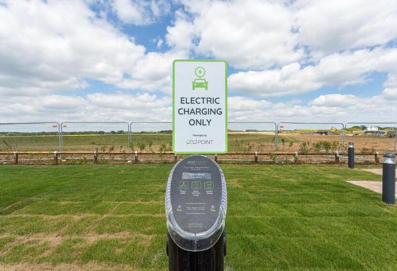 בית מלון כפרי Smugglers Cove, Clacton On Sea By Marston's Inns