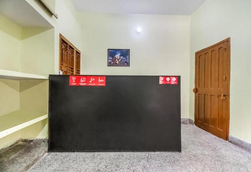 Hotel Spot On 28156 Adam S Bridge International