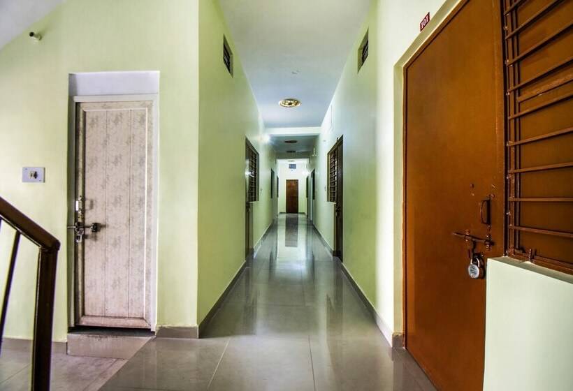 Hotel Spot On 28156 Adam S Bridge International