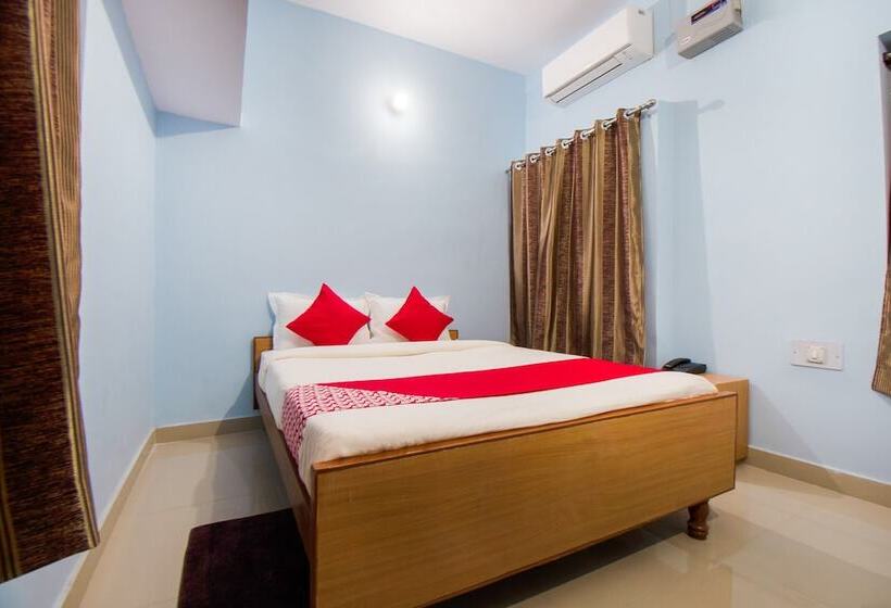 Hotel Spot On 28156 Adam S Bridge International