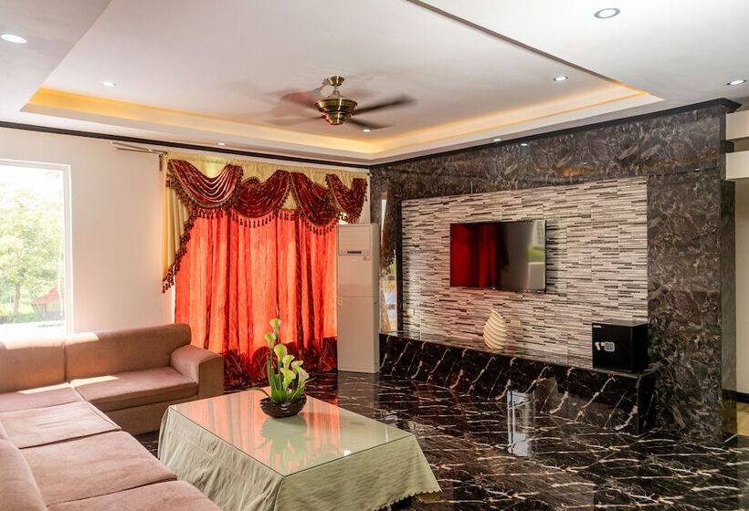 Starview Hotel And Resort