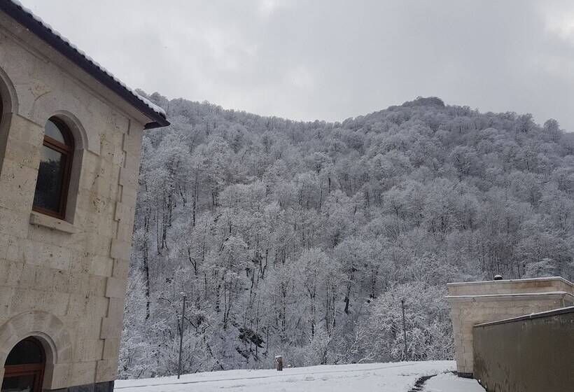 호텔 Vanatun Monastery Stay