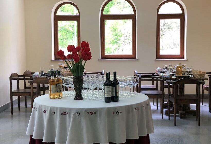 호텔 Vanatun Monastery Stay