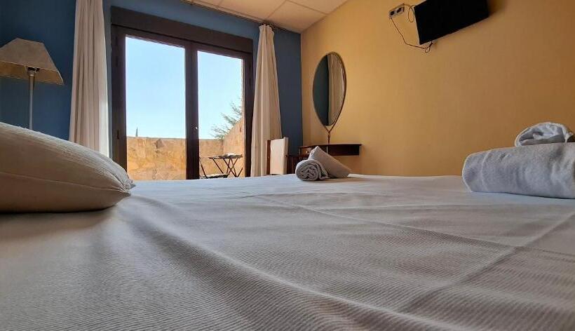 فندق Villa De Estercuel