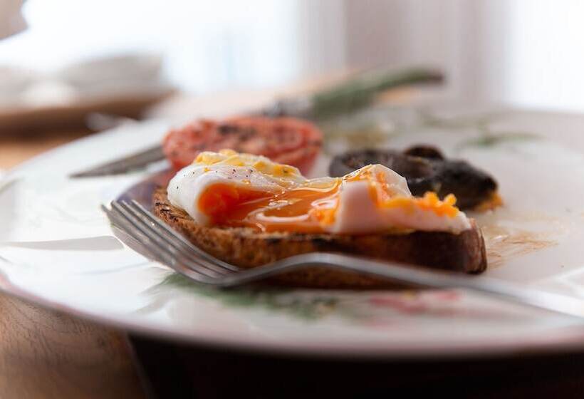 펜션 Cawthorne House