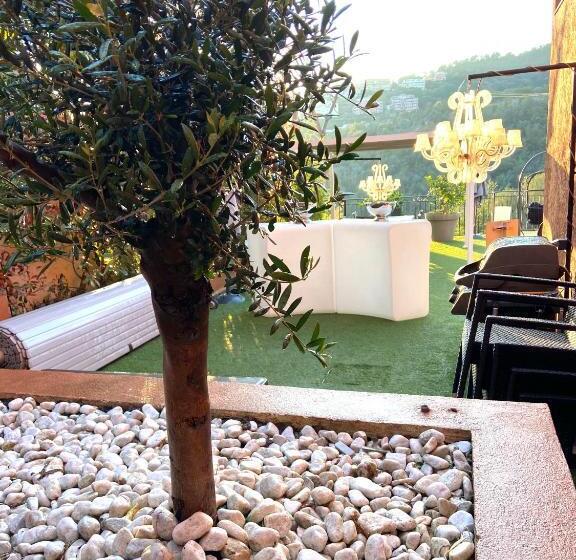 פנסיון Villa Colina