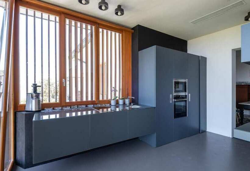 ベッドアンドブレックファースト Villa Curiel