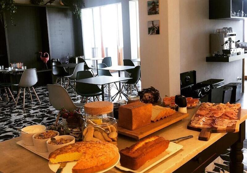 ベッドアンドブレックファースト Villa Curiel