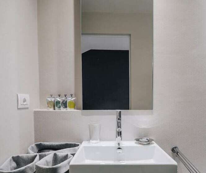 مبيت وإفطار Villa Curiel