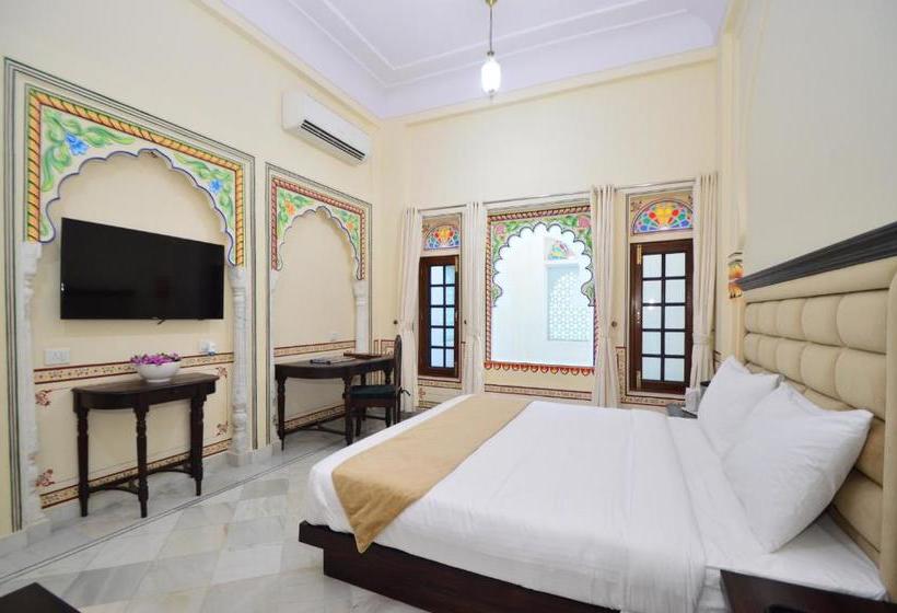 ホテル Aaram Baagh Resort & Spa Agra  By Pachar Group