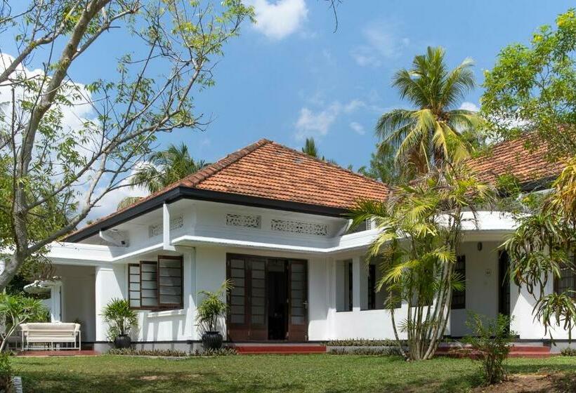 Отель Abode Ahangama