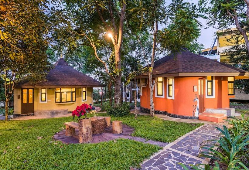 호텔 Chiangrai Lake Hill