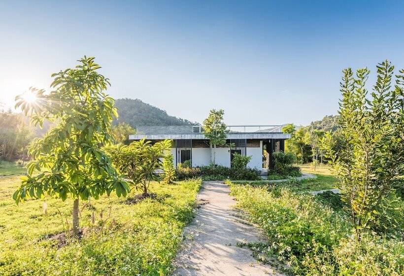 호텔 Chiangrai Lake Hill